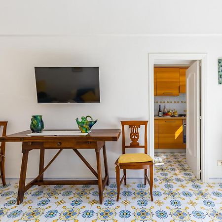 Capri Turquoise By Napoliapartments Zewnętrze zdjęcie
