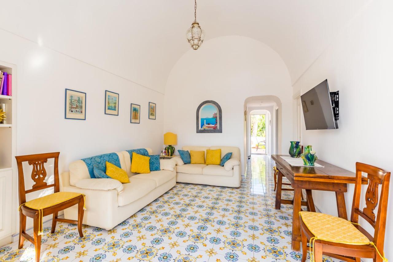 Capri Turquoise By Napoliapartments Zewnętrze zdjęcie