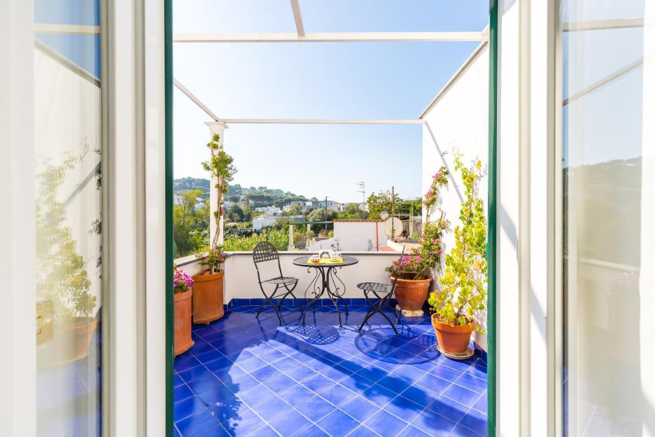 Capri Turquoise By Napoliapartments Zewnętrze zdjęcie