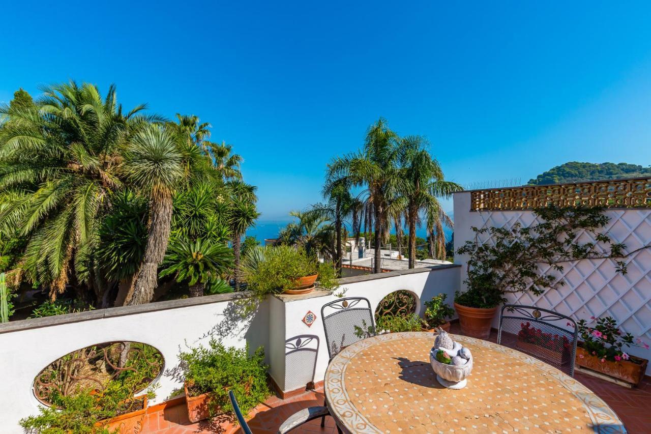 Capri Turquoise By Napoliapartments Zewnętrze zdjęcie