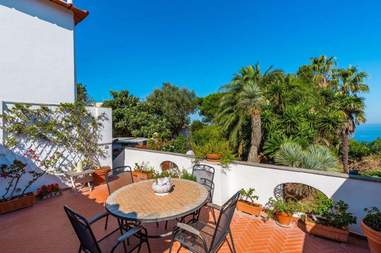 Capri Turquoise By Napoliapartments Zewnętrze zdjęcie