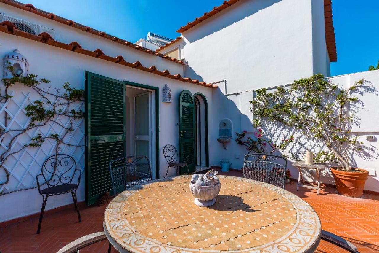 Capri Turquoise By Napoliapartments Zewnętrze zdjęcie